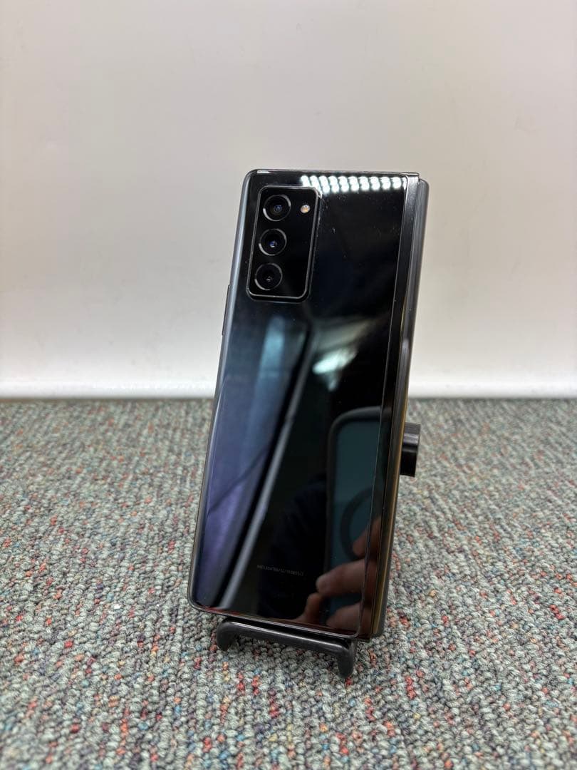 Galaxy Z Fold2 5G　256GB　スマホ　Android　970