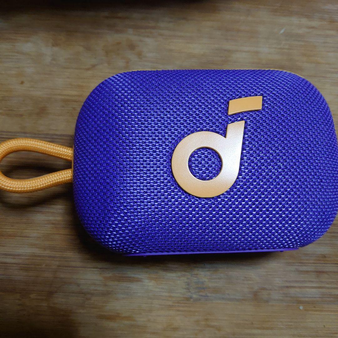 ワイヤレススピーカー 紫色 dのロゴ