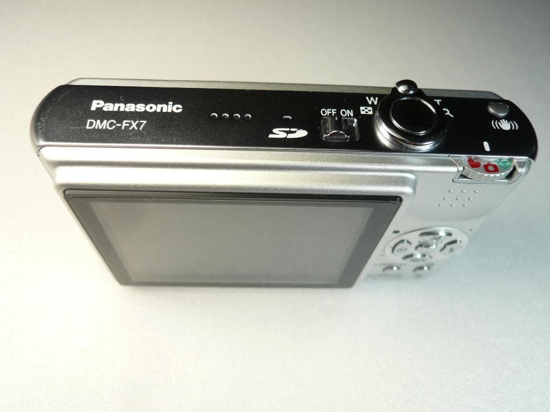 LUMIX★DMC-FX7⭐️極美品⭕️安心の実働品★シルバー