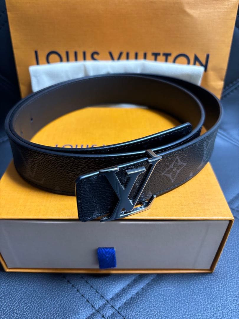 LOUIS VUITTON イニシャル 35MM ベルト 95㎝