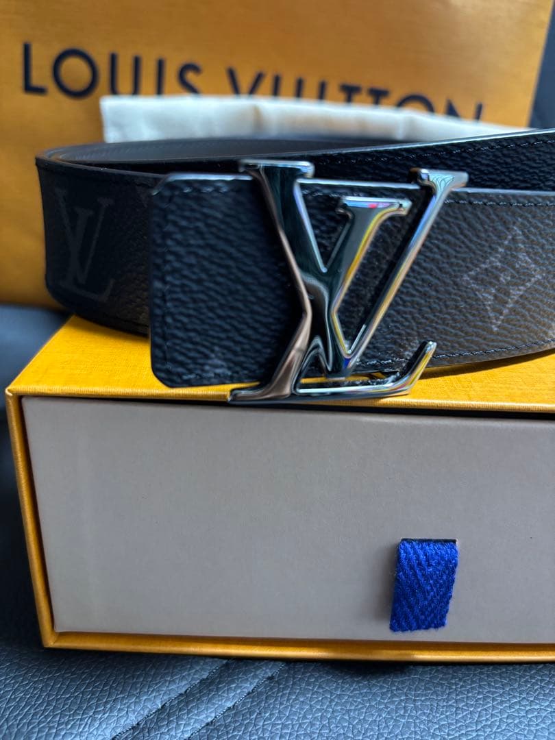 LOUIS VUITTON イニシャル 35MM ベルト 95㎝