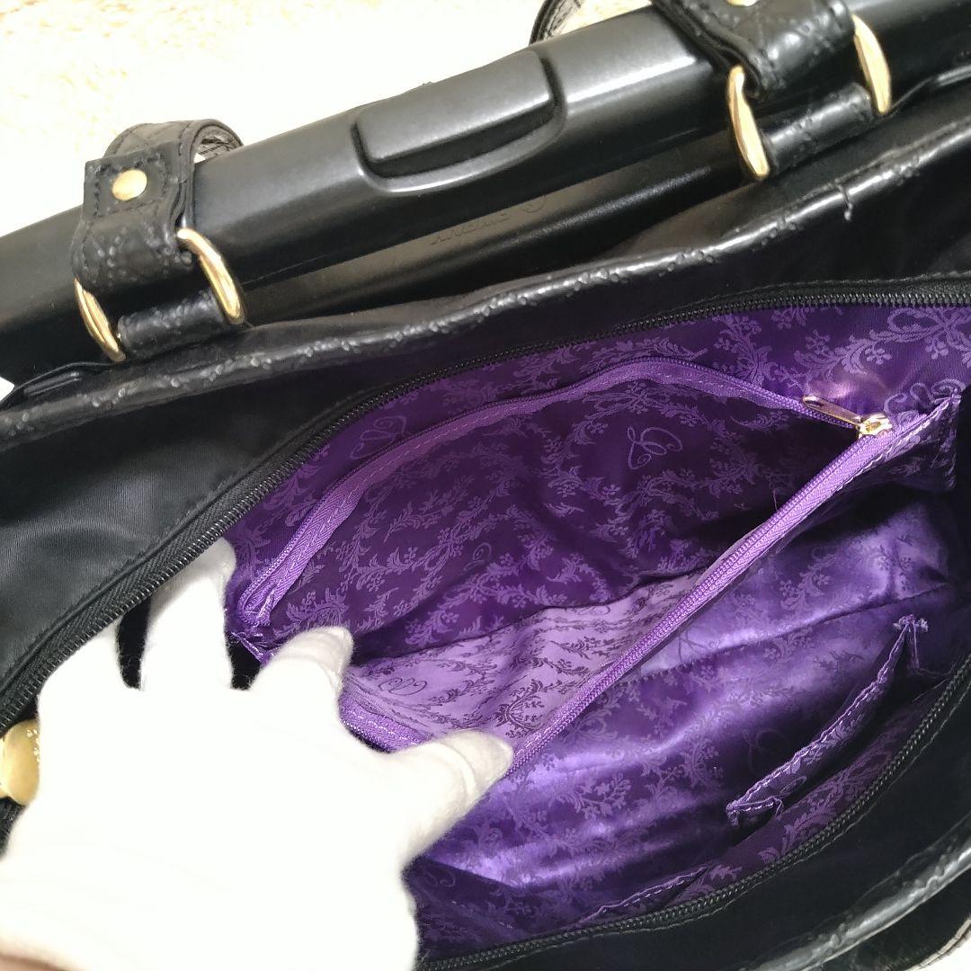 レア【スワニー】近沢レース店コラボ キャリーバッグ タイヤ４輪