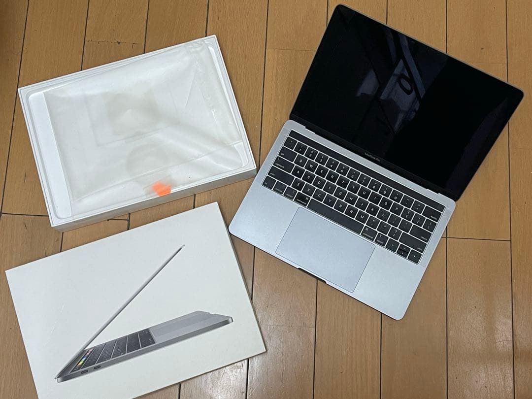 MacBook Pro 13.3クアッドコアCore i5 メモリー16GB