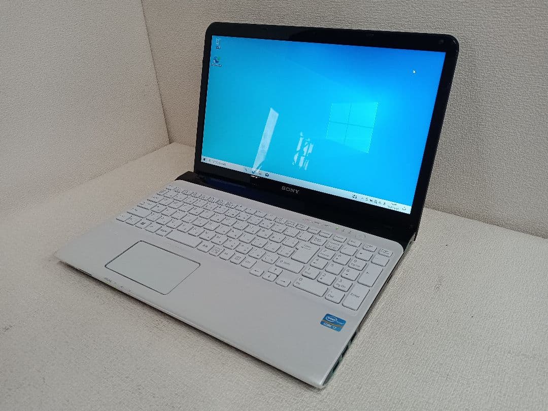 Ω SONY VAIO SVE151G17N ストレージ無 16GB
