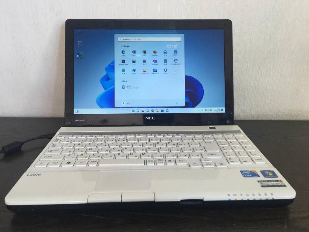 NEC LM550/ES6W 13.3型 コンパクト テンキ付きノートパソコン