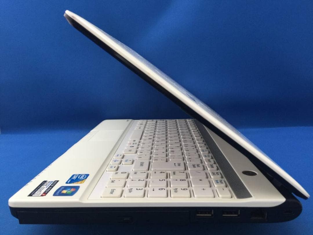 NEC LM550/ES6W 13.3型 コンパクト テンキ付きノートパソコン