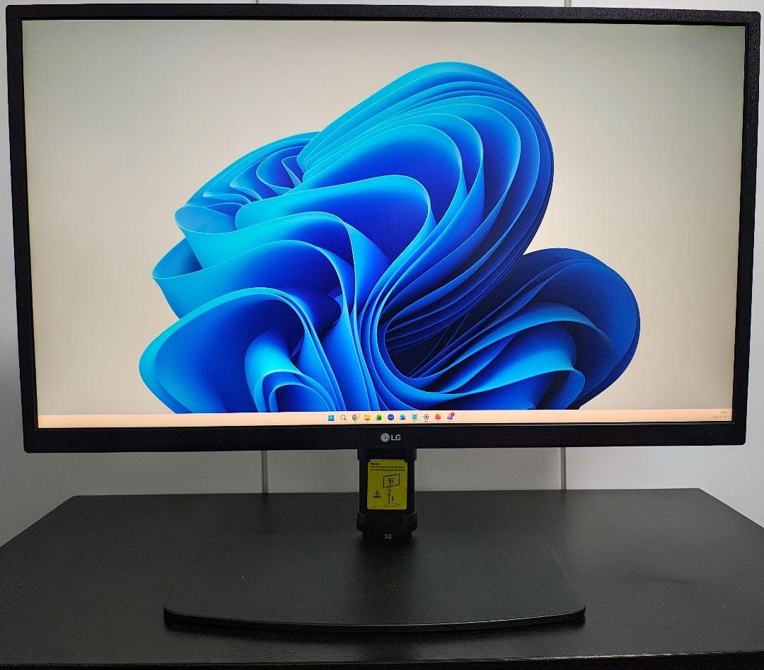 LG 27型 IPS 4K UHD 27UP550 2021年製