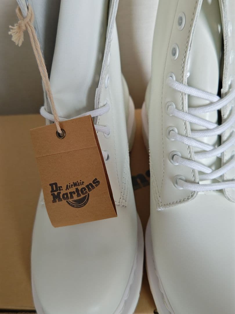 Dr. Martens 新品未使用 ホワイト ブーツ