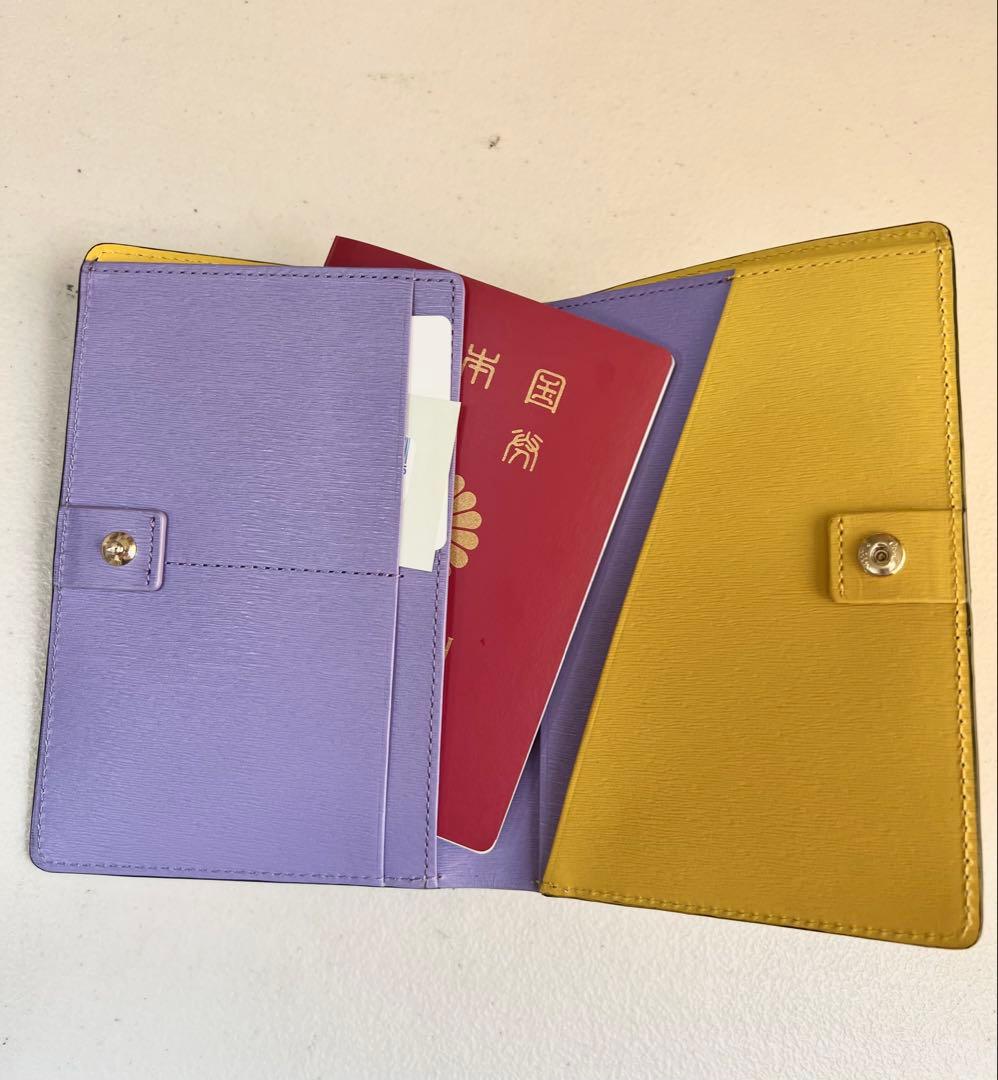 ポールスミス ストログ 多機能パスポートケース