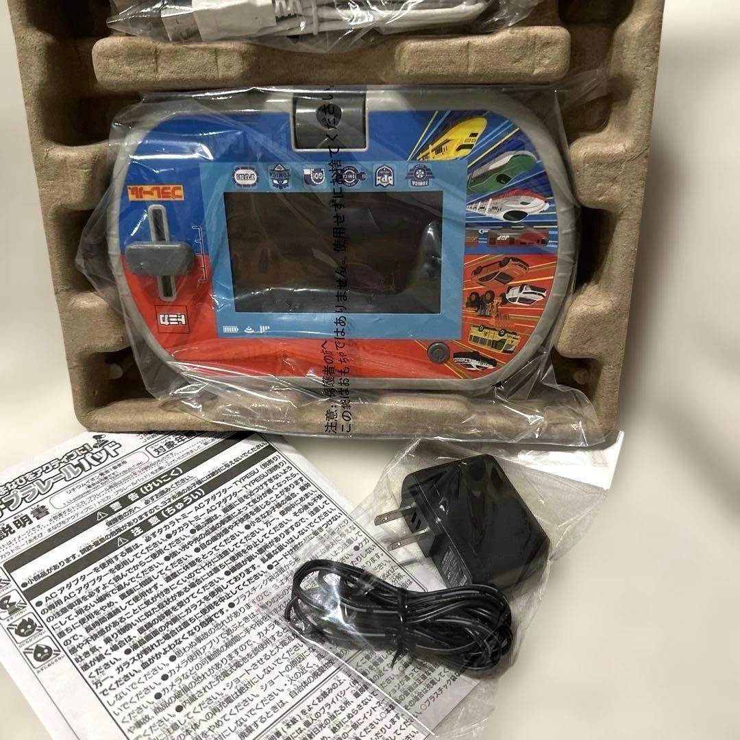 ☆新品☆アダプタ付き！トミカプラレールパッド（タカラトミー）