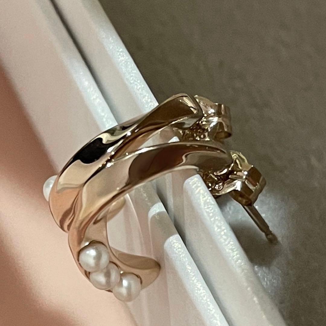 ete パール ツイスト フープ ピアス