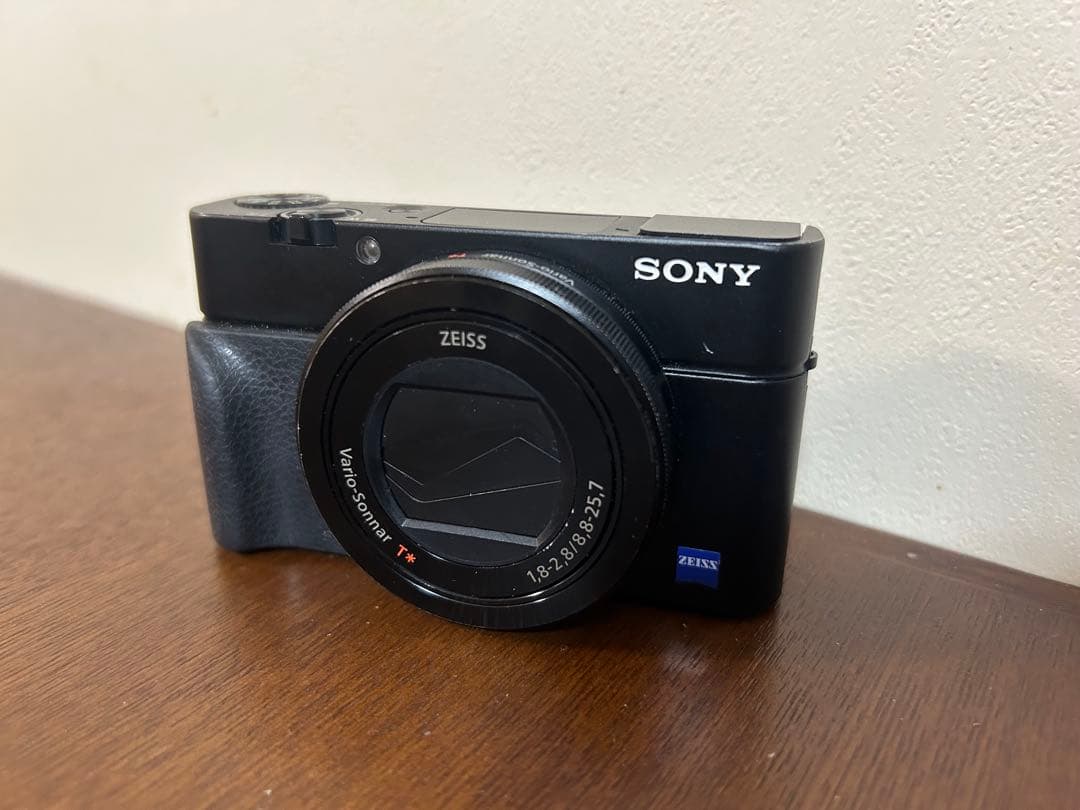 【mcbeeさん専用】SONY RX100 III コンパクトデジタルカメラ