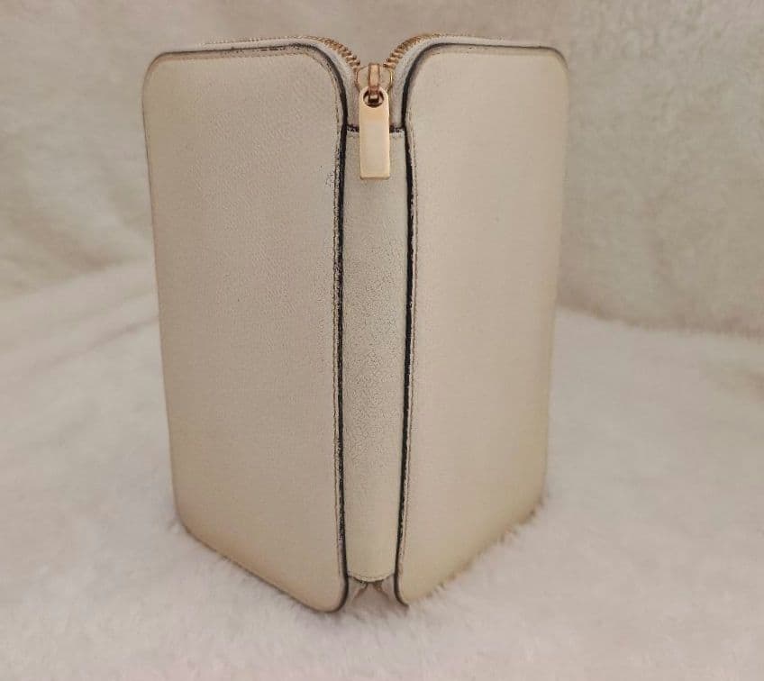 Valextra ヴァレクストラ ラウンドジップ 長財布アイボリー ベージュ 白