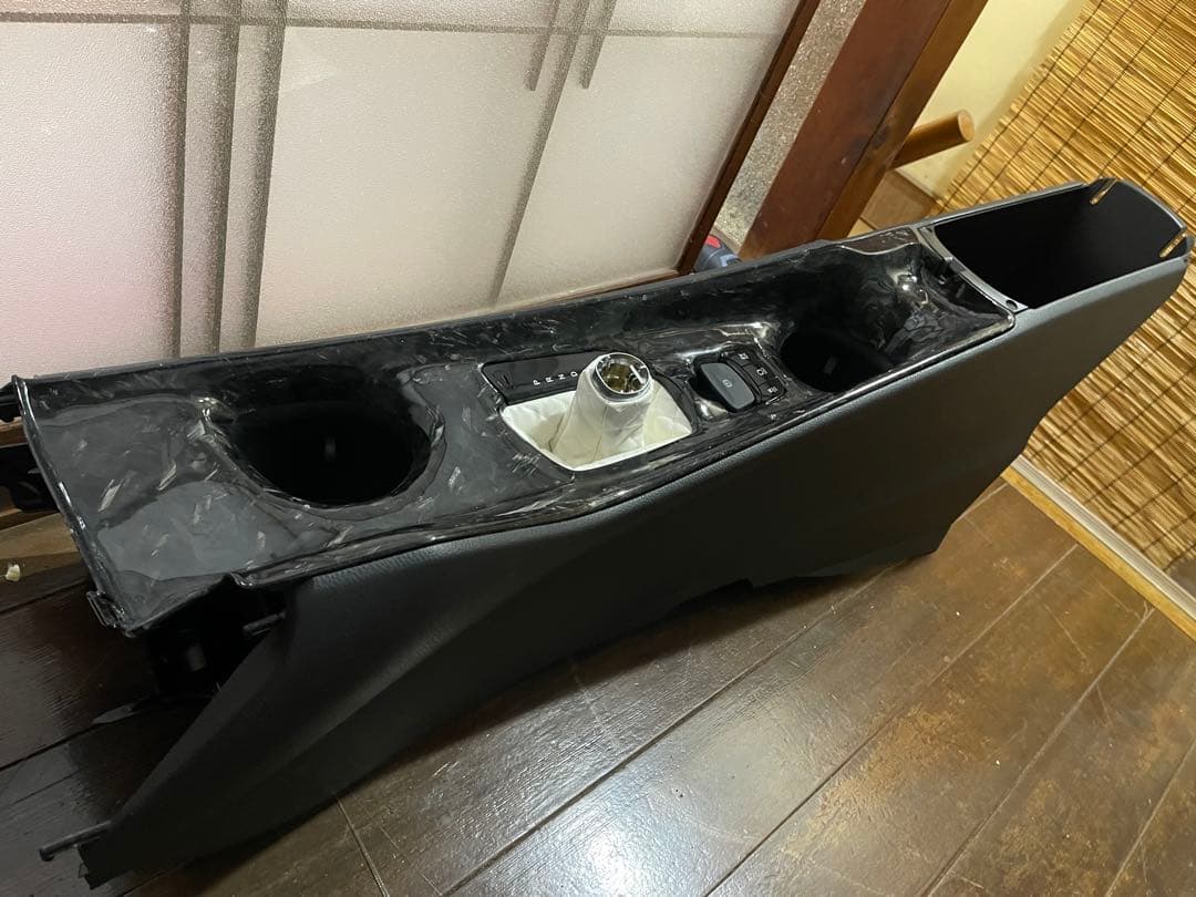 c-hr センターコンソール ブラック フォージドカーボン 　nao70専用