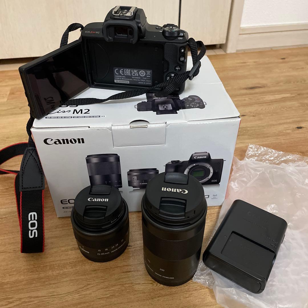 【美品】Canon キャノンEOS Kiss M2 ダブルズームキット　ブラック