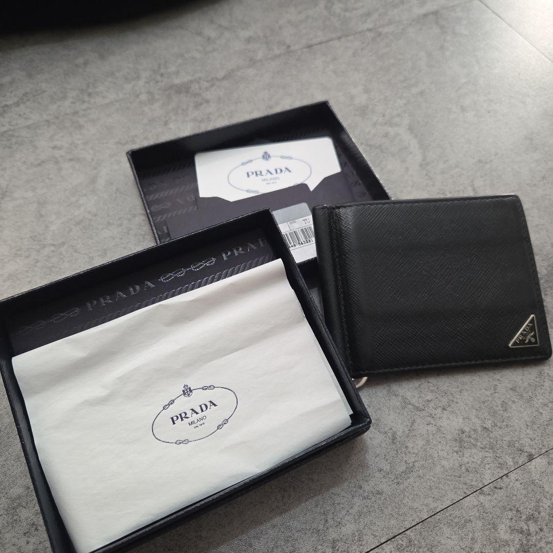 PRADA ブラックレザー マネークリップ