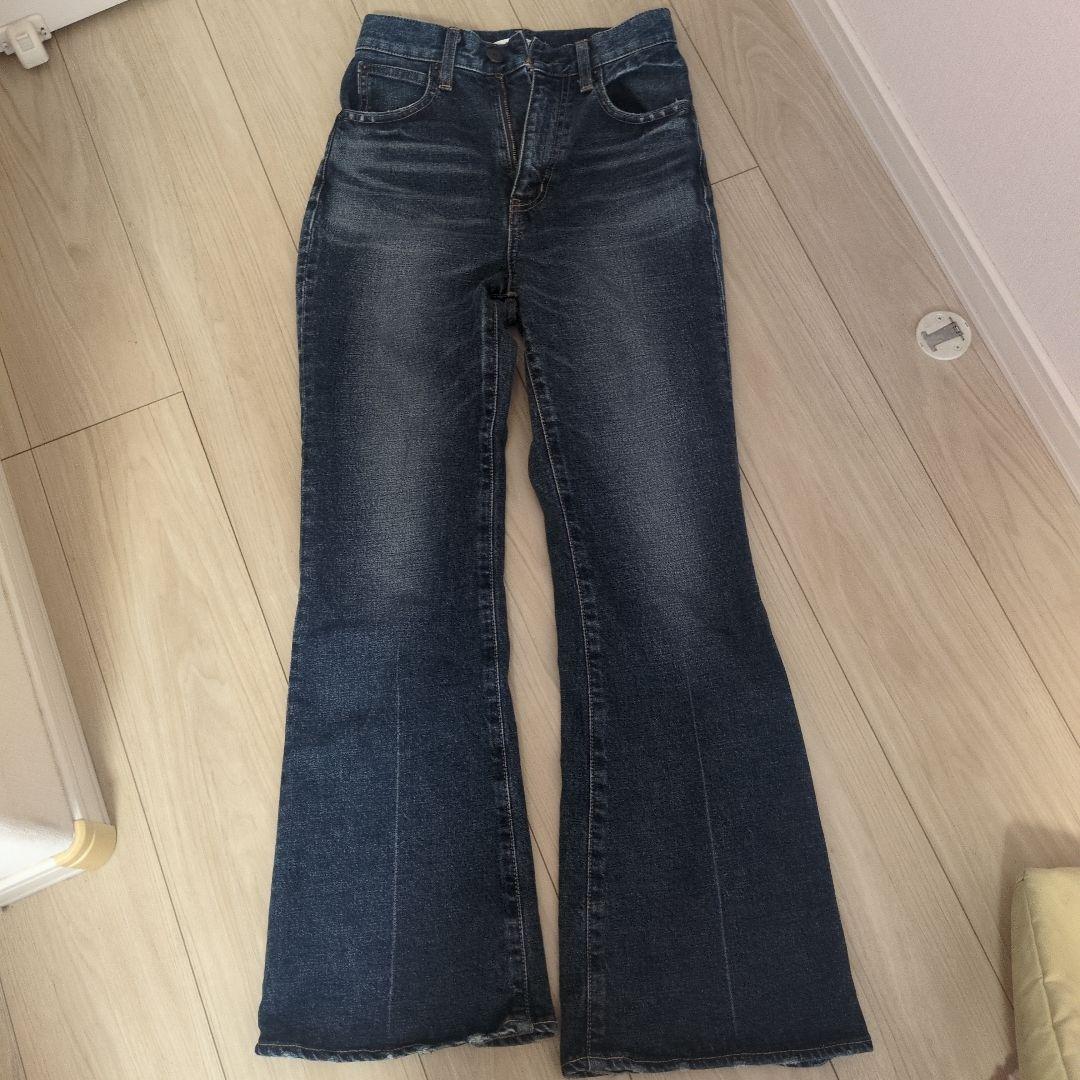 期間限定値下げ済み！MOUSSY　MVS D/BLU FLARE　24インチ