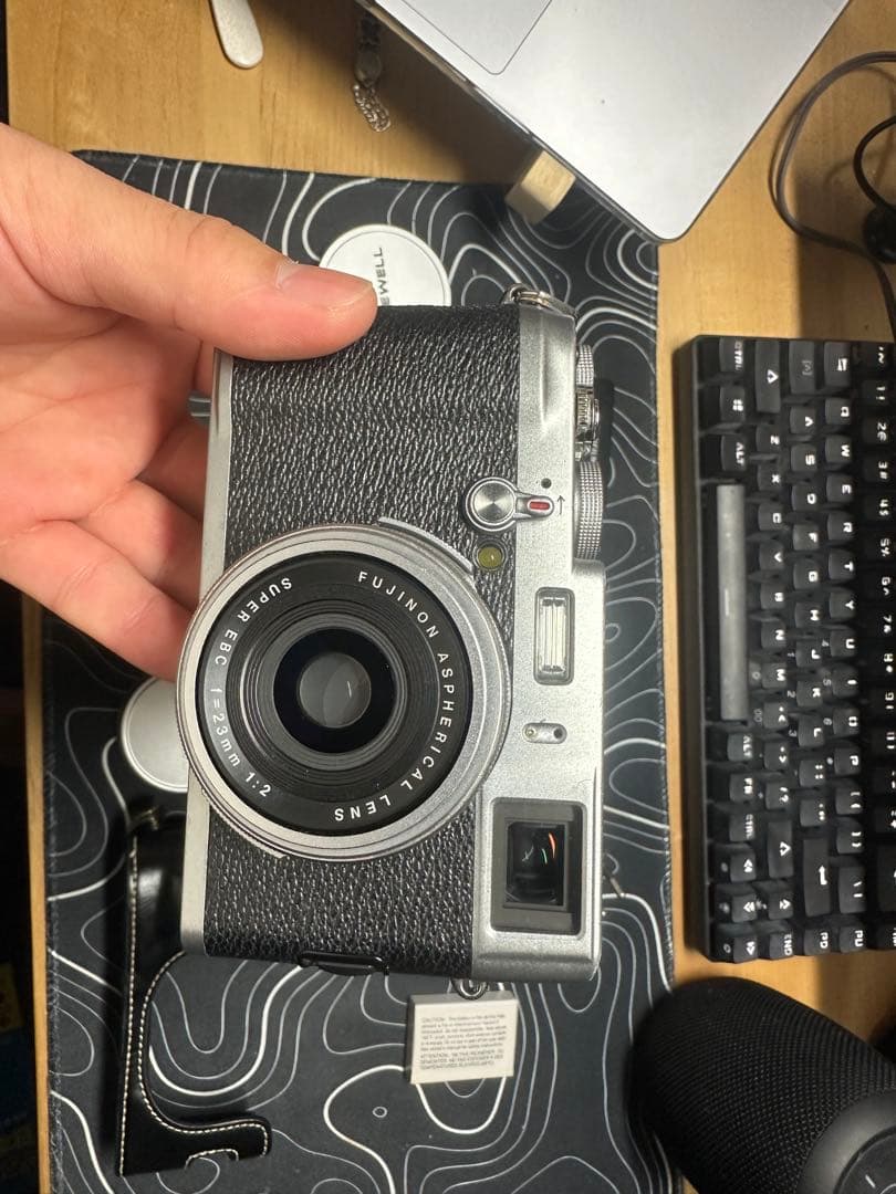 デジタルカメラ Fujifilm X100