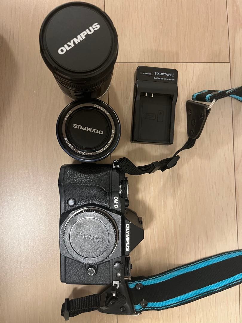 く*猫様 OLYMPUS OM-D E-M5 Mark II レンズ2本付