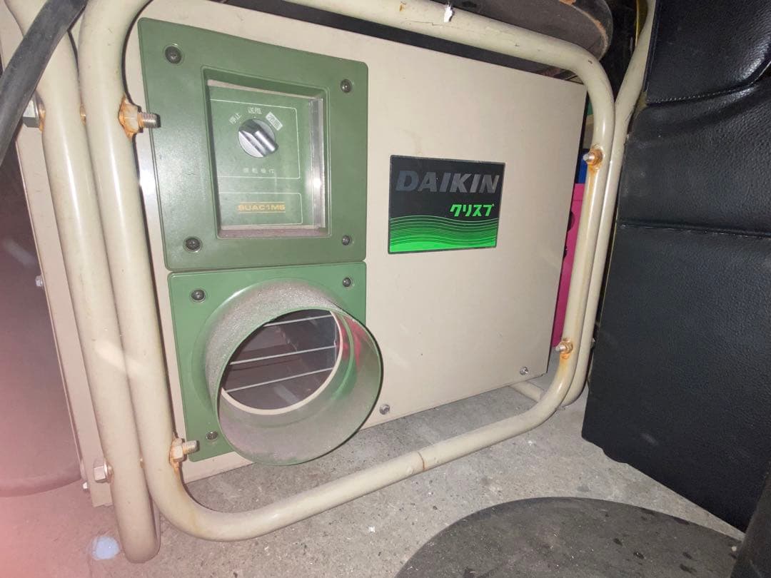 スポットクーラー　ダイキンクリスプ