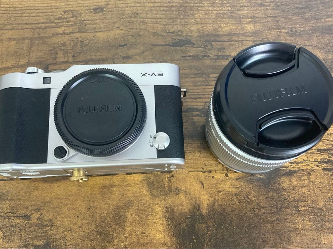 専用出品　Fujifilm X-A3 ミラーレス一眼カメラ