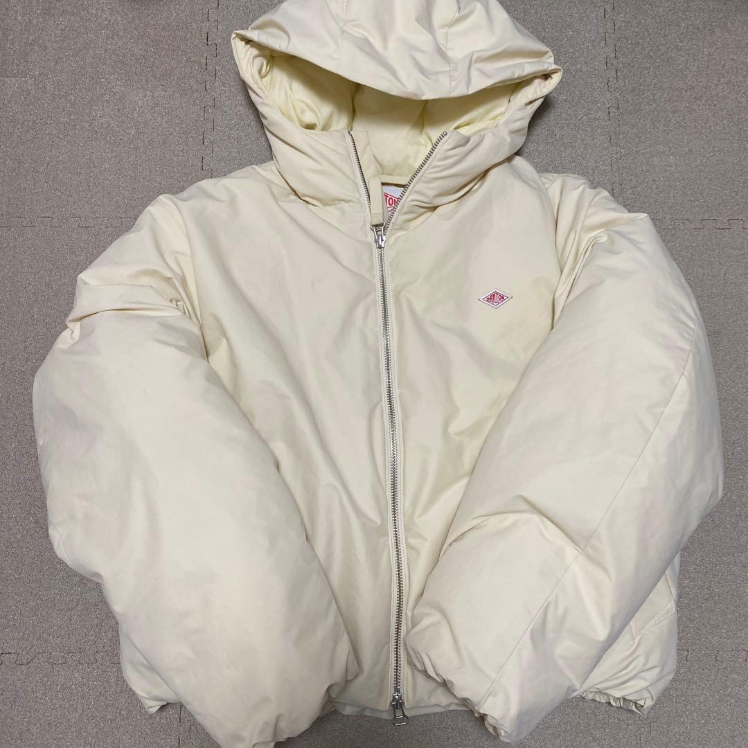 希少未使用に近い　ダントンハイロフトフーデットダウンジャケット　Ｍ　オフホワイト