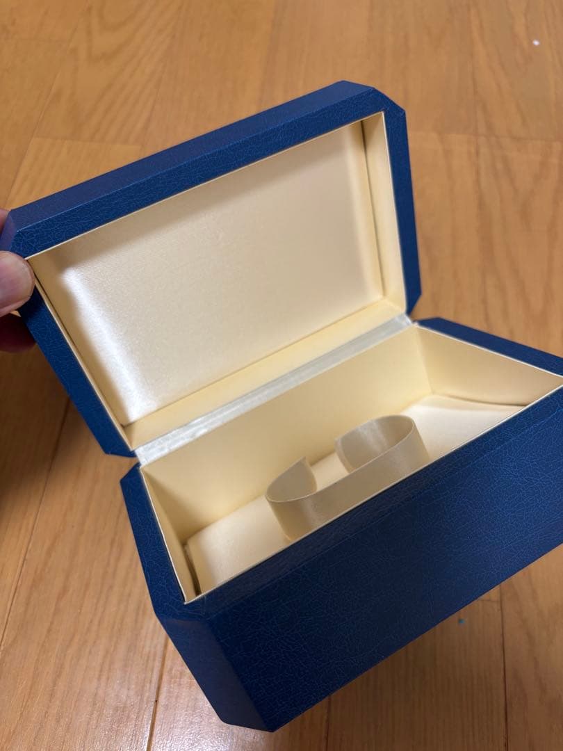 ジェラルド・ジェンタ（Gerald Genta）時計箱