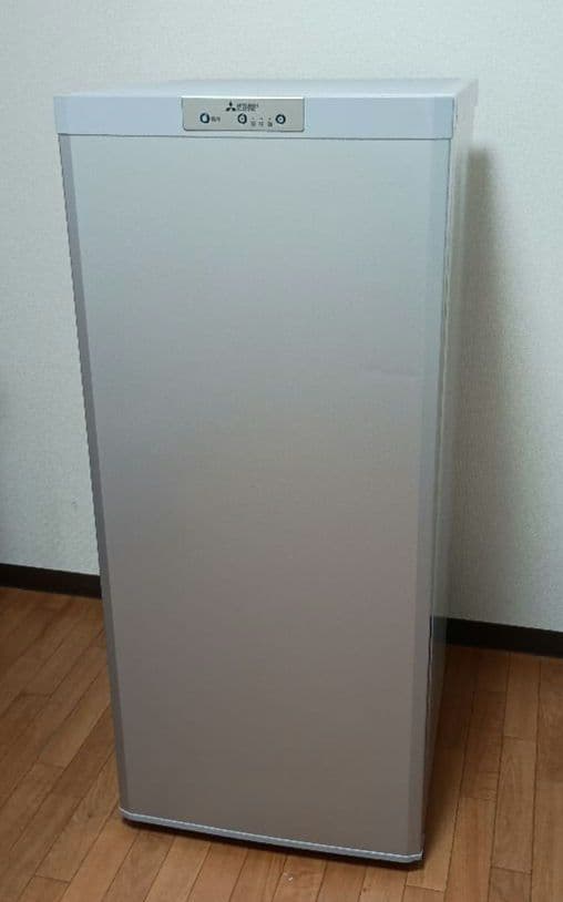 三菱 ノンフロン冷凍庫 MF-U12D-S1形 2020年製