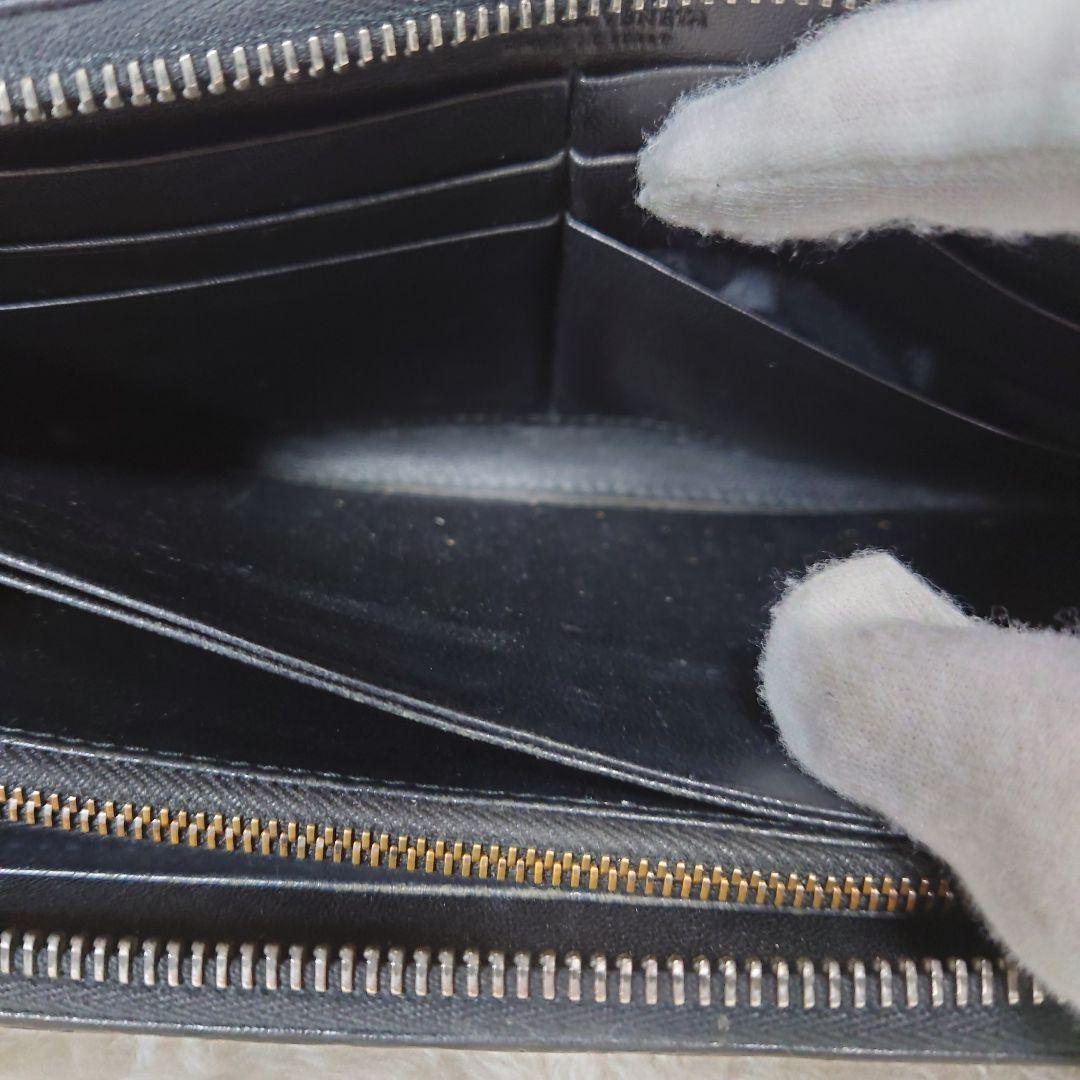 BOTTEGA VENETA イントレチャート 長財布 ラウンドファスナー