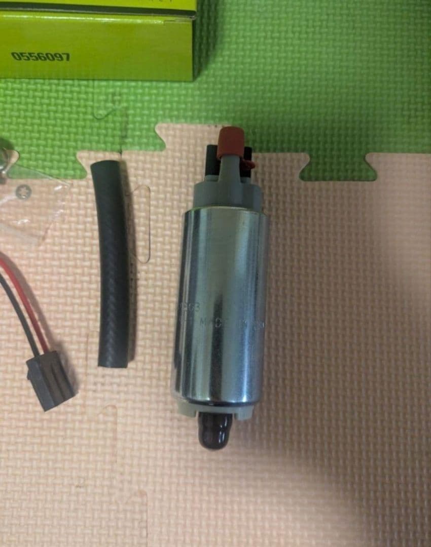 正規品 WALBRO 燃料ポンプ 255LPH シルビア 燃ポン S15,S14