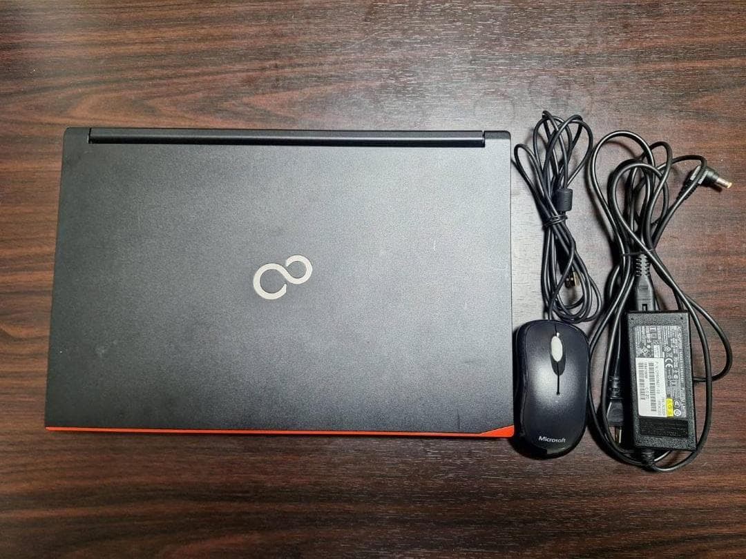 Core i5 16GB 富士通LIFEBOOK A576/RX 美品