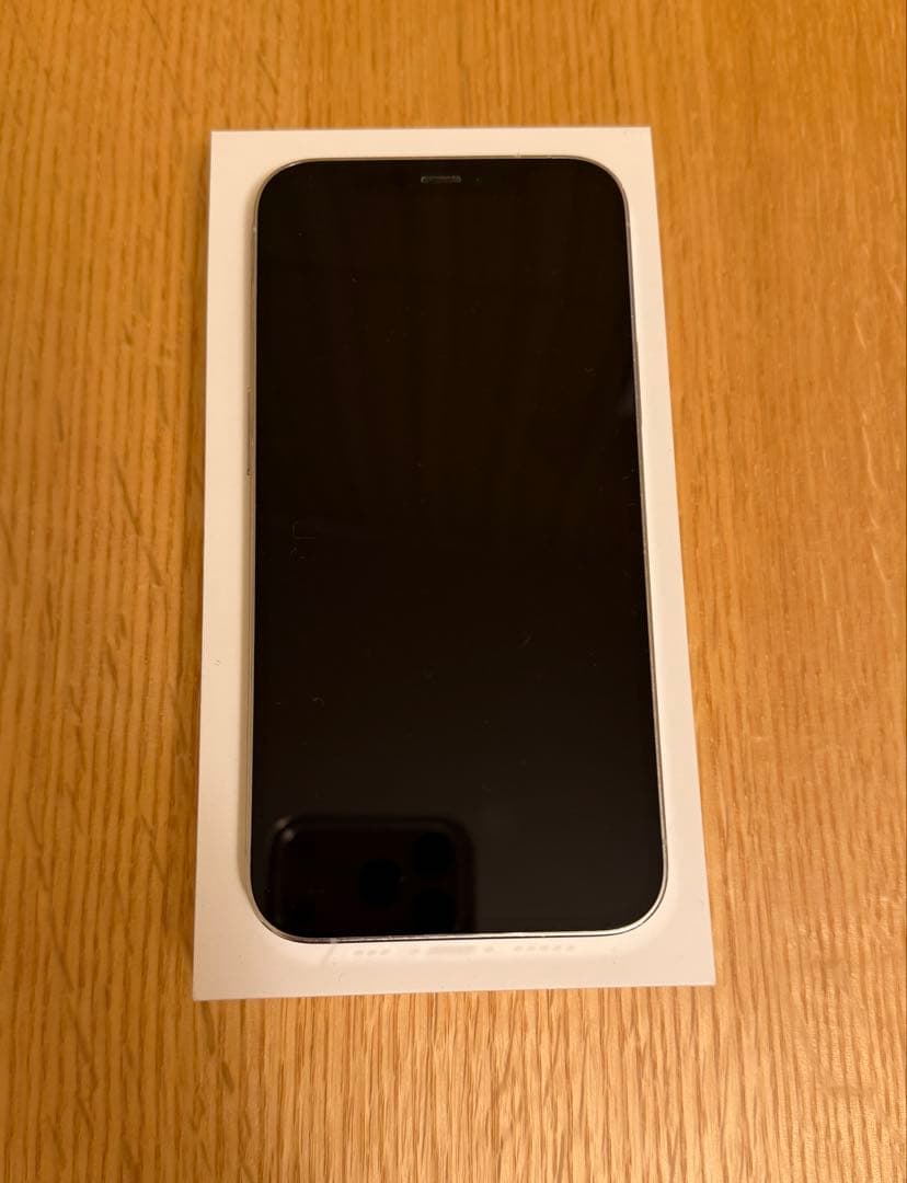 【美品】iPhone12pro 256GB au