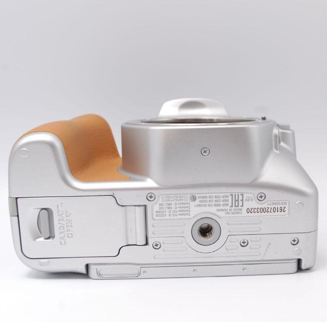 Canon EOS Kiss X9 ダブルレンズ スマホ転送可能 8GBカード付