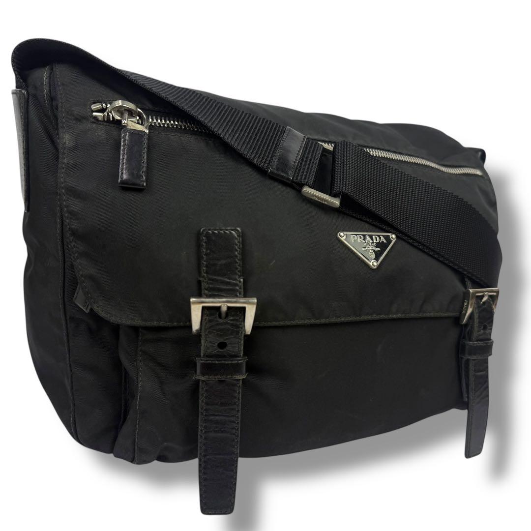 PRADA プラダ メッセンジャーバッグ ベルト ナイロン 三角ロゴ 黒 白タグ