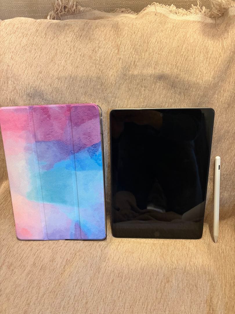 iPad第7世代 32gb本体 スペースグレー カバー　ペンシル付き