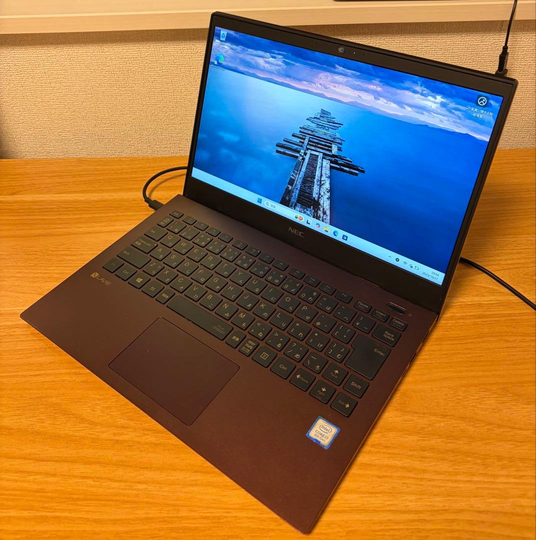 n*＊様 LAVIE Pro Mobile i7-8565U/8GB/256GB