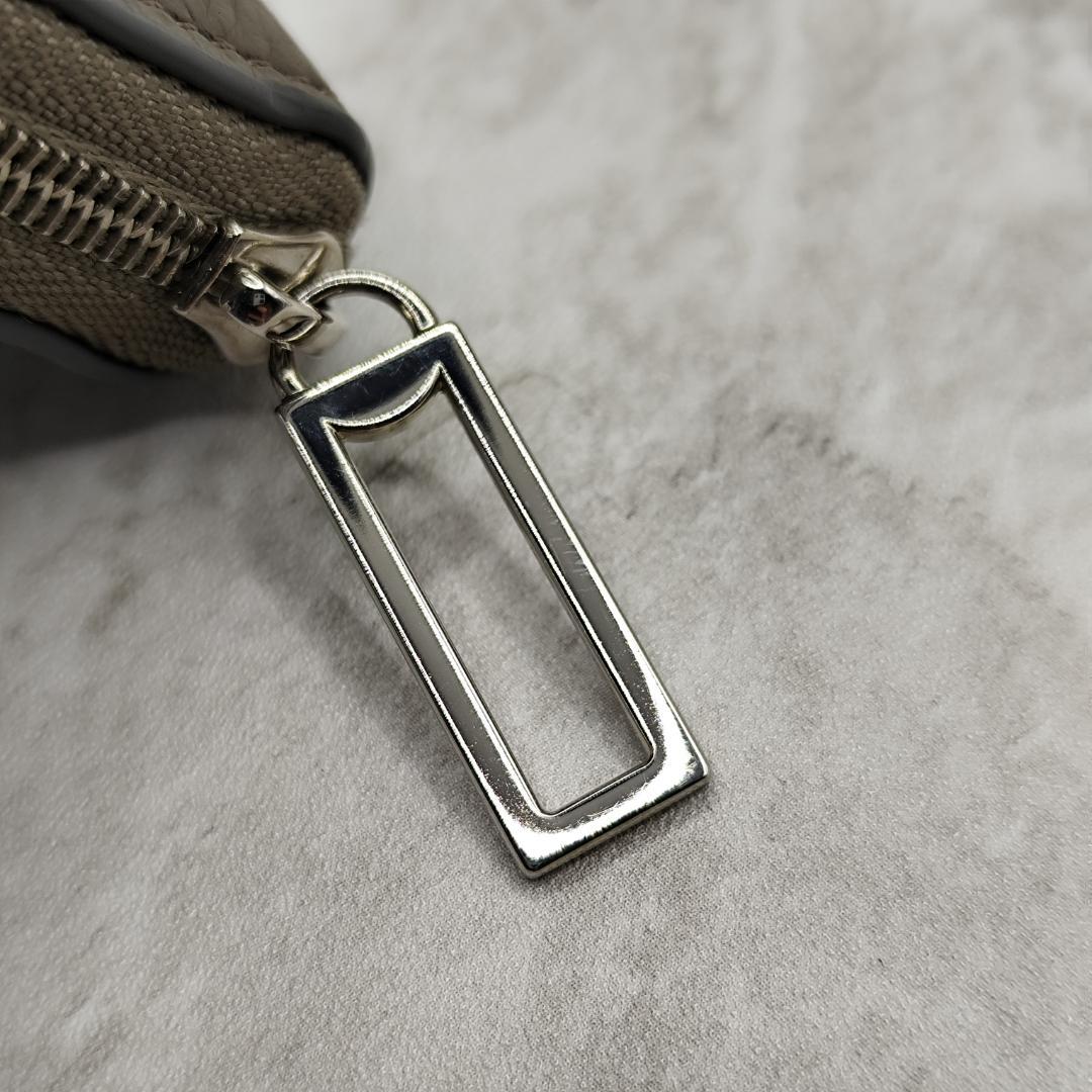 現行極美品！カミーユフォルネトリヨンレザーラウンドファスナー長財布 トープグレー