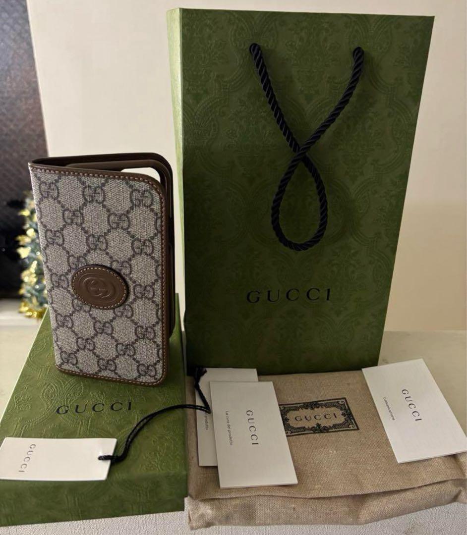 あ*ん様 【新品】グッチ GUCCI GG手帳型iPhoneケース iPhone