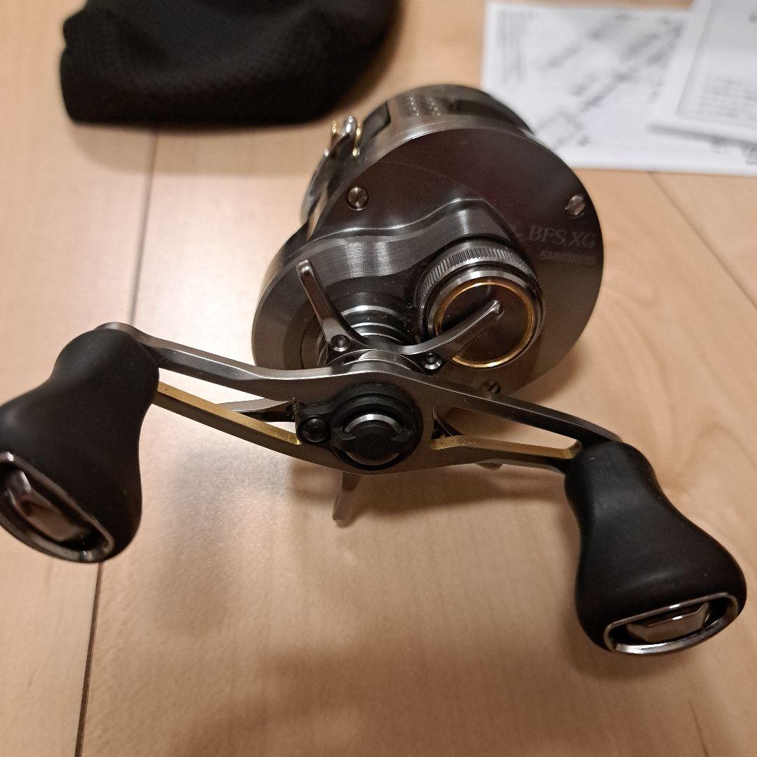 SHIMANO CALCUTTA CONQUEST BFS XG 左