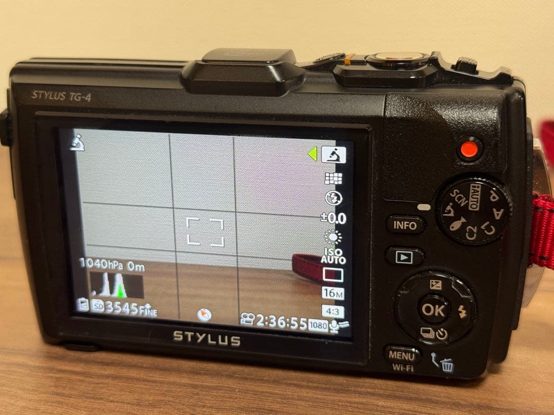 OLYMPUS Tough TG-4 コンパクトデジタルカメラ