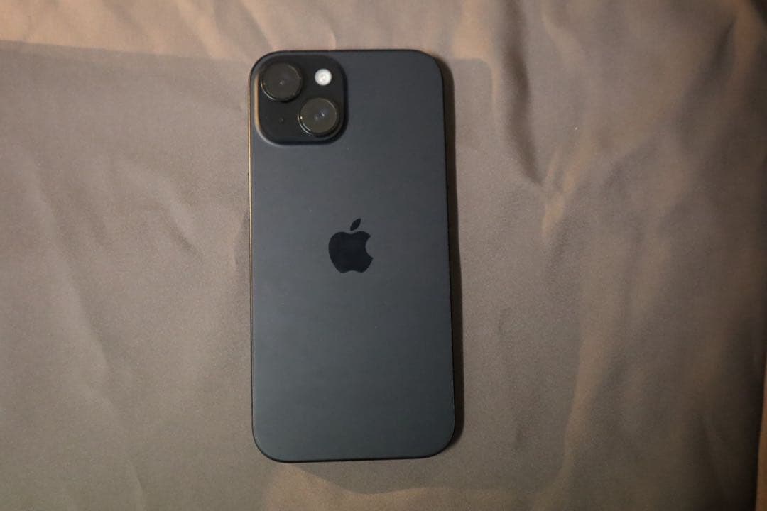 iPhone15 128GB ブラック SIMフリー 美品 バッテリー88%