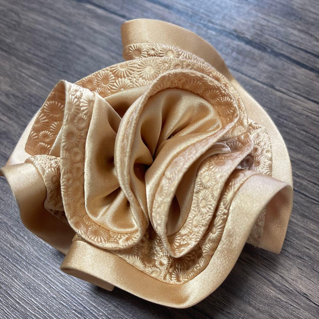 【本日限定値下げ】ALEXANDRE DE PARIS　花型　バレッタ