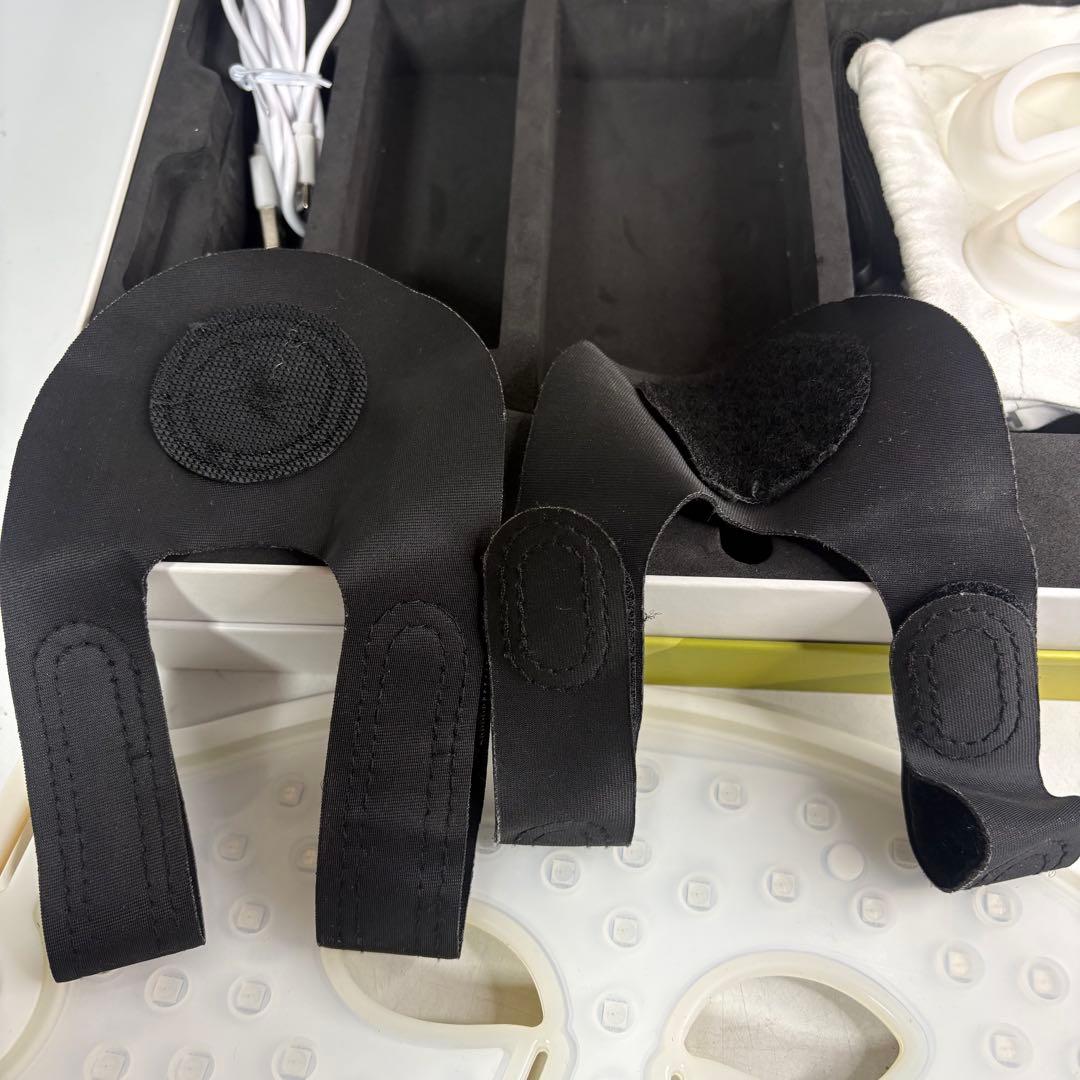 ボディ・フェイスケア CURRENTBODY skin 4-IN-1 LED FACE MASK