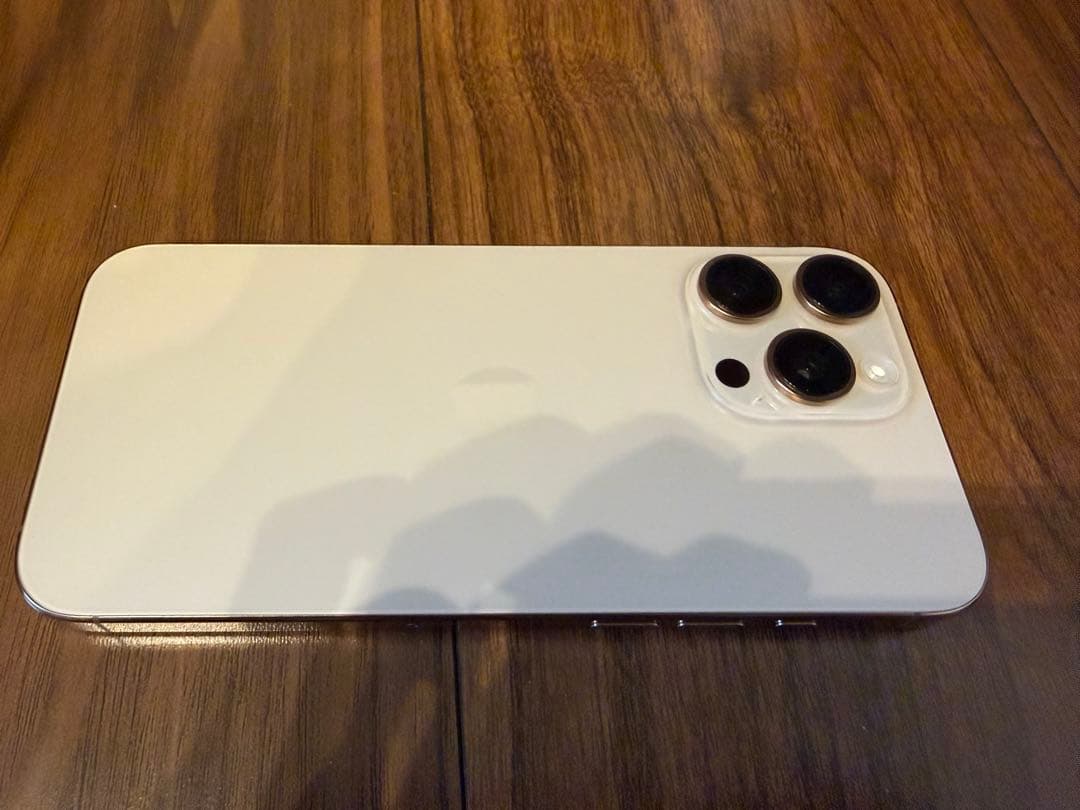 iPhone16 Pro Max 1TB デザートチタニウム