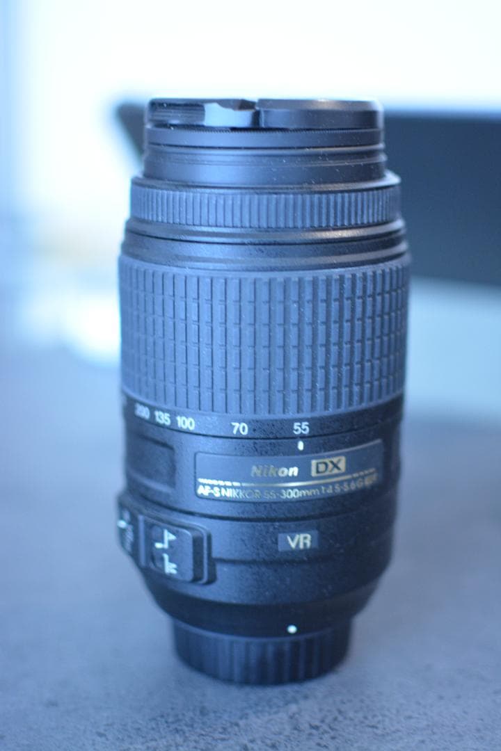 【週末値下げ】Nikon AF-S DX 55-300mm VR ズームレンズ