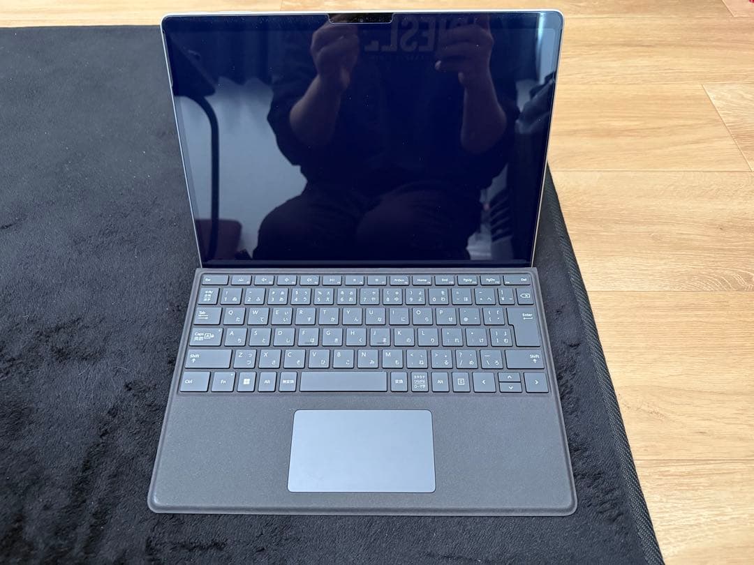 Microsoft Surface Pro本体 + キーボード