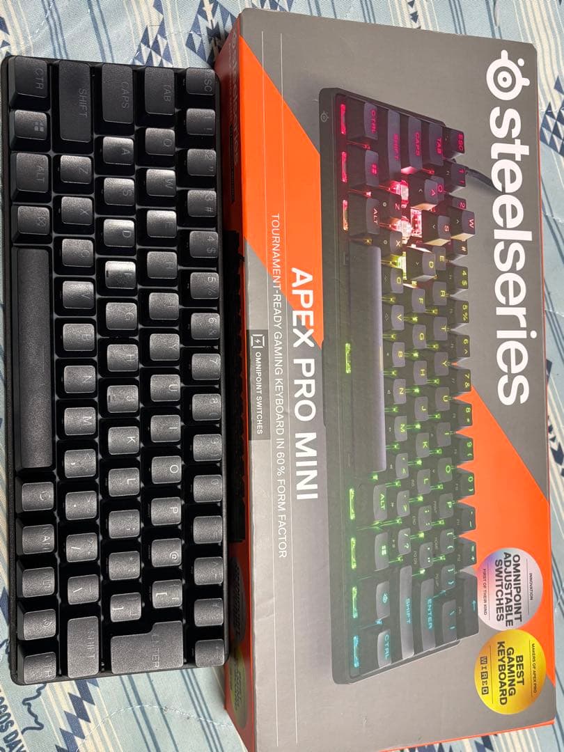 SteelSeries Apex Pro Mini キーボード本体