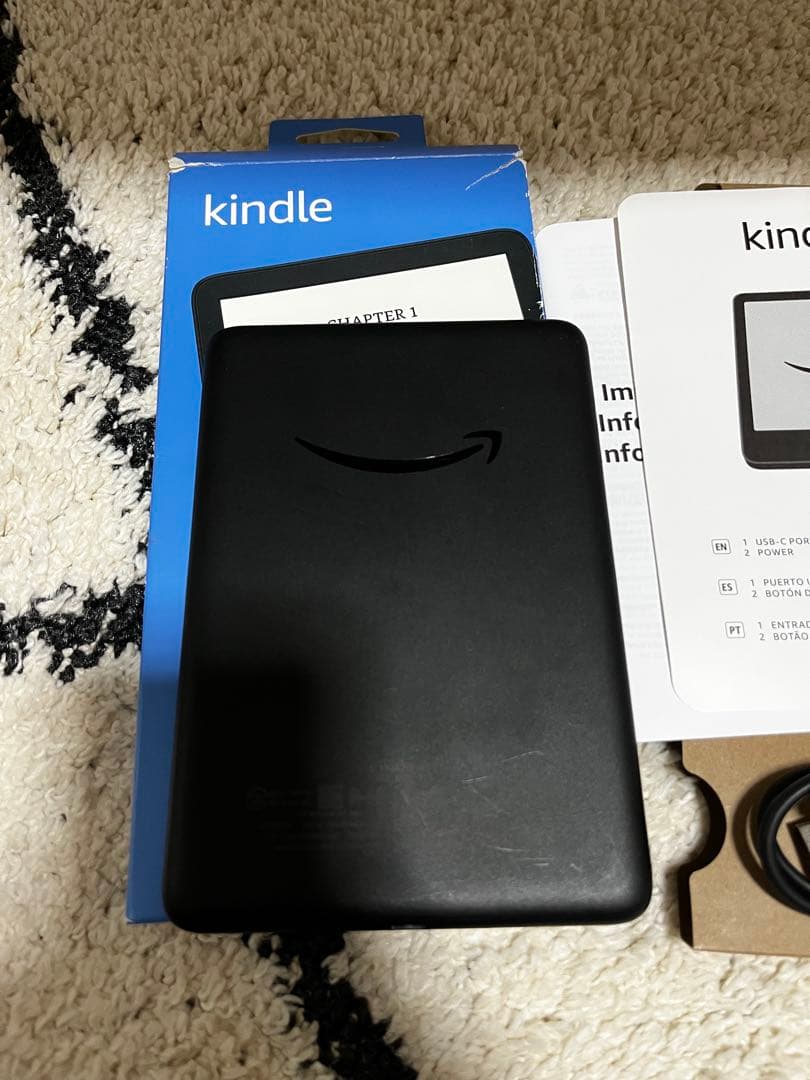 Kindle 11世代16GB 6インチ広告ありブラック 本体+USBケーブル