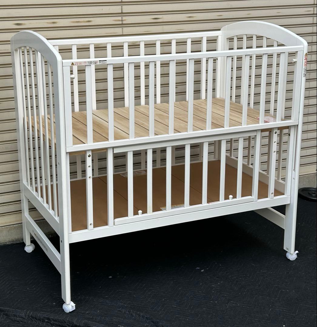 【引取・配達】　カトージ　ハイポジションベビーベッド アーチ（白）尼崎・大阪　A