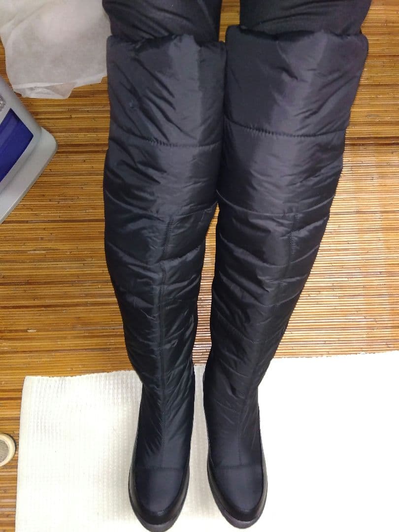 NEW ユニセックス　厚底ニーハイスノーブーツ 　ブラック